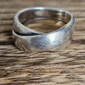 James Avery RETIRED Endless Love sterling silver ring Sz 6